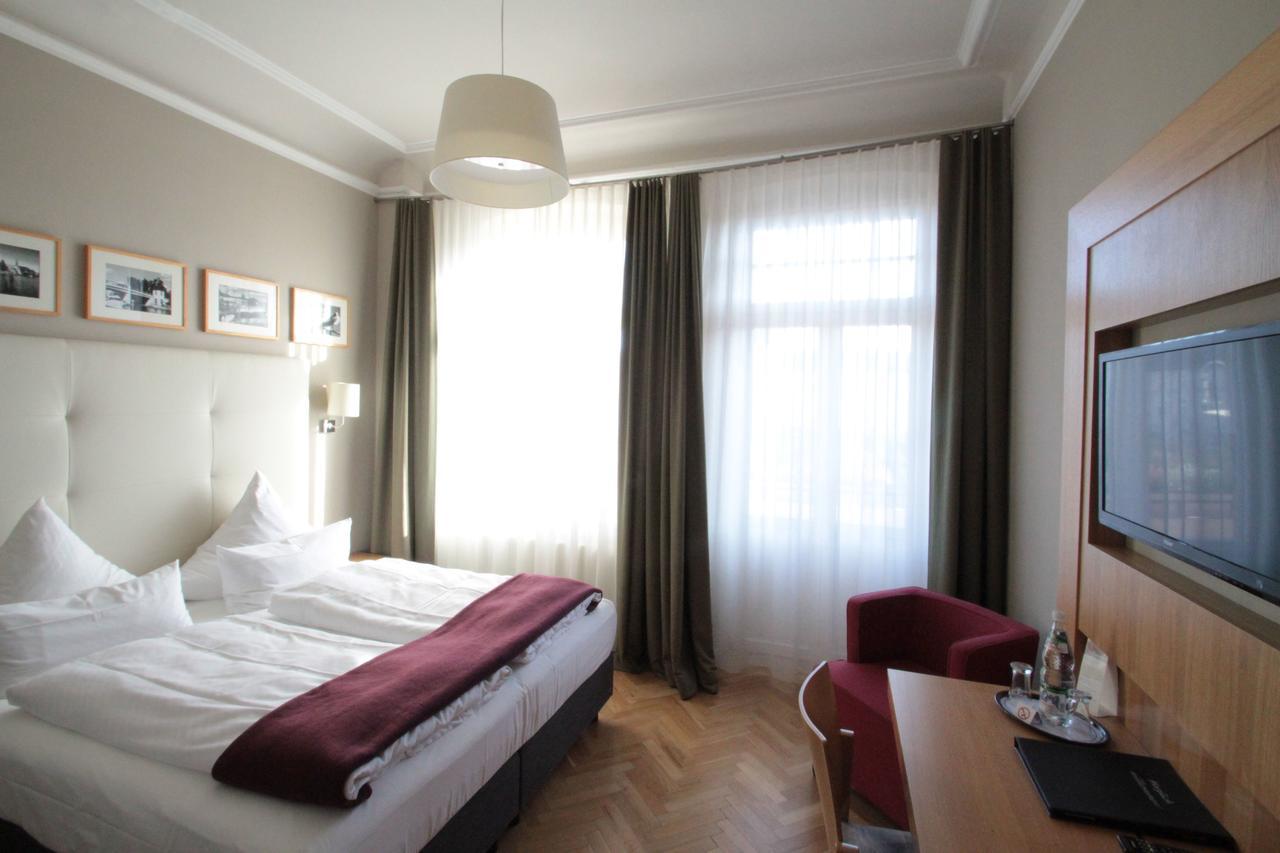 Hotel Am Molkenmarkt Brandenburg  Esterno foto