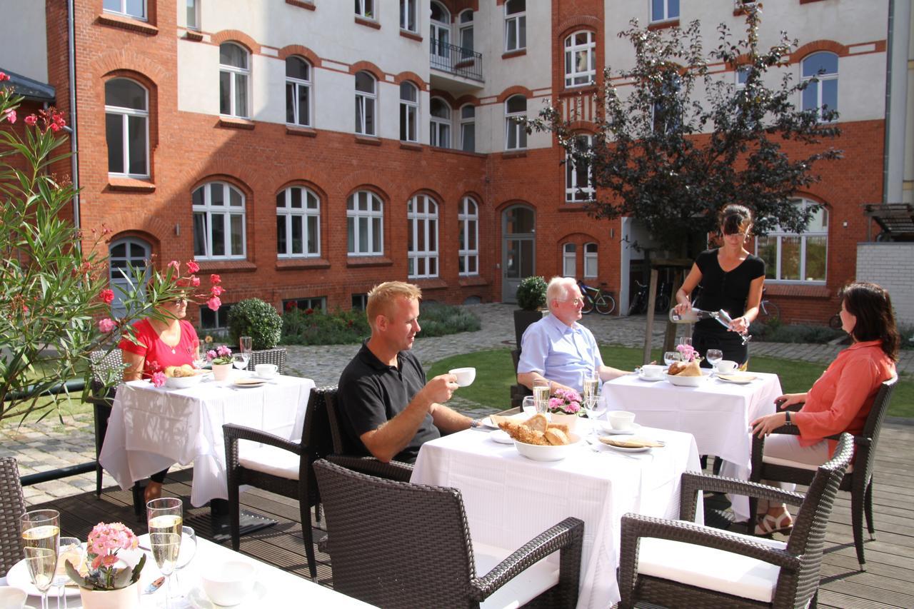 Hotel Am Molkenmarkt Brandenburg  Esterno foto