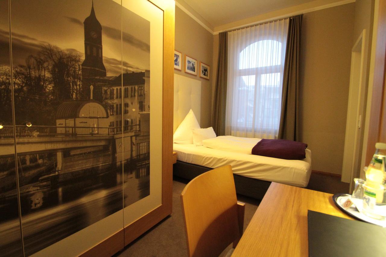 Hotel Am Molkenmarkt Brandenburg  Esterno foto