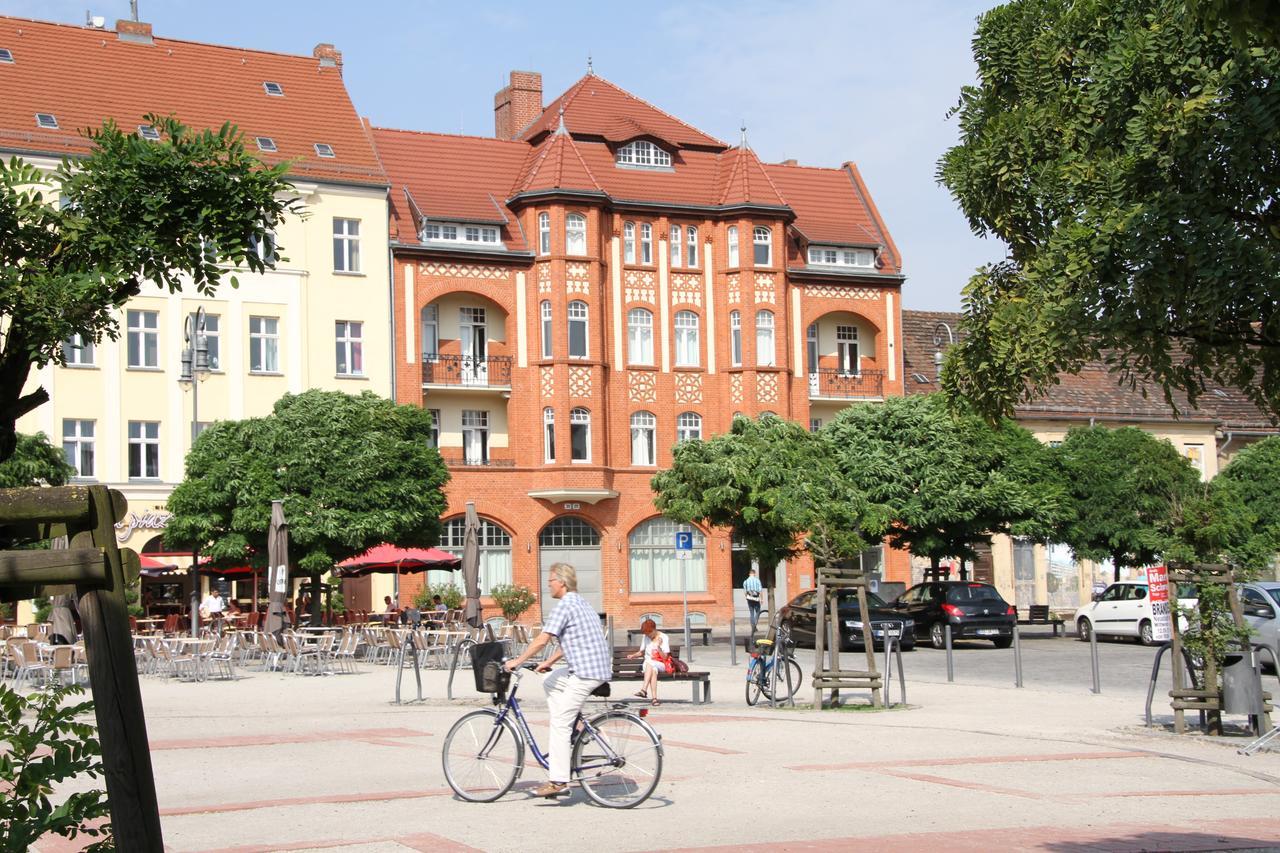 Hotel Am Molkenmarkt Brandenburg  Esterno foto