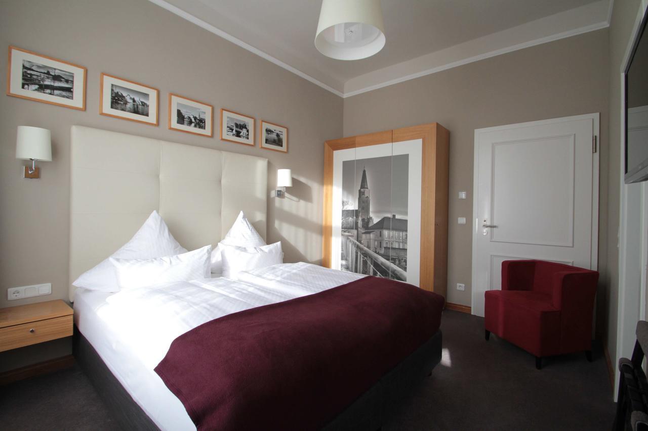 Hotel Am Molkenmarkt Brandenburg  Esterno foto